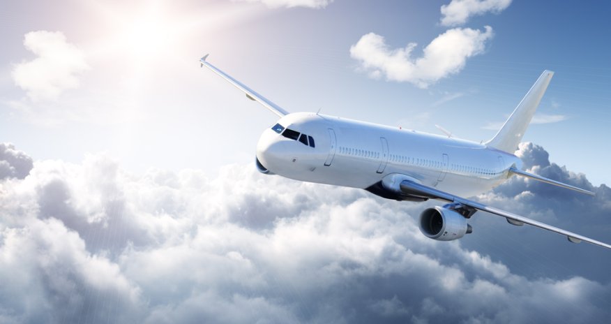 Bloomberg: Авиакомпании начали сокращать рейсы из-за роста цен на топливо