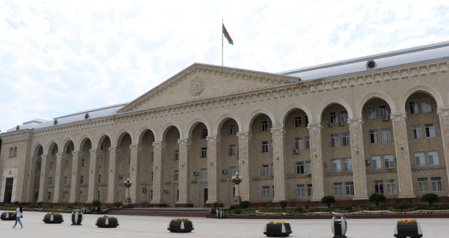 Gəncə şəhər İcra Hakimiyyətində araşdırma aparılır