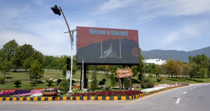 Делегация Ирана летит на переговоры, но не с Америкой