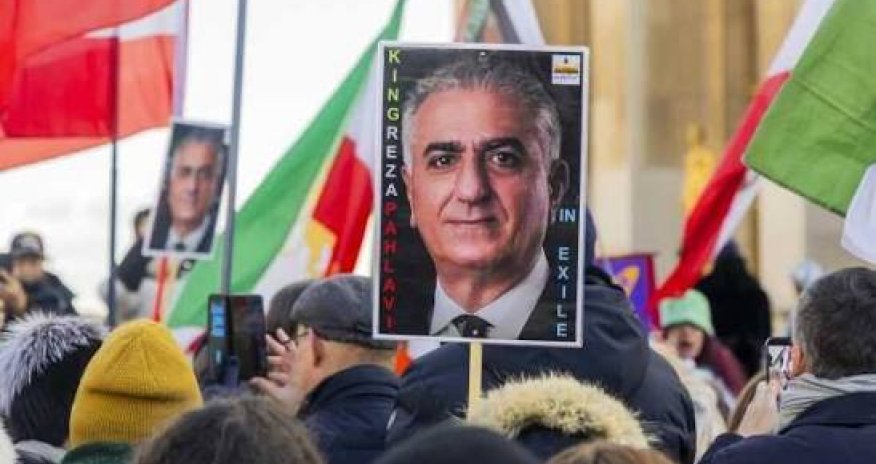 Пехлеви обвиняет европейские СМИ