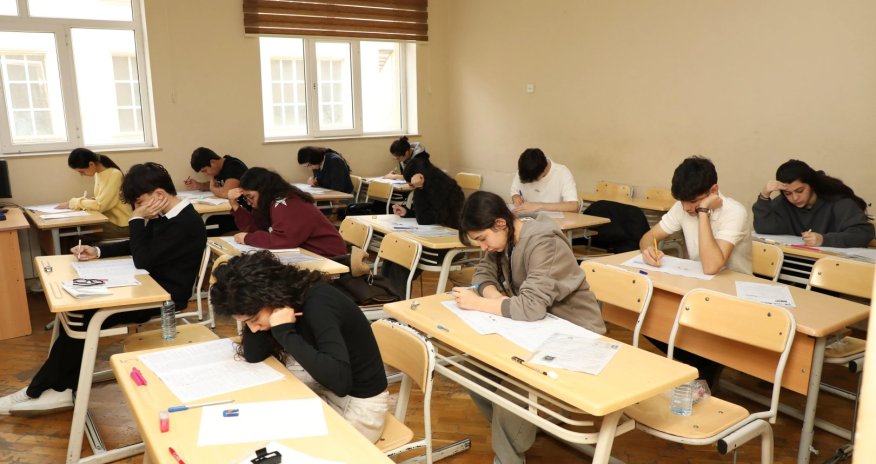 ГЭЦ: Сегодня более 55 тыс. учащихся сдадут выпускной экзамен