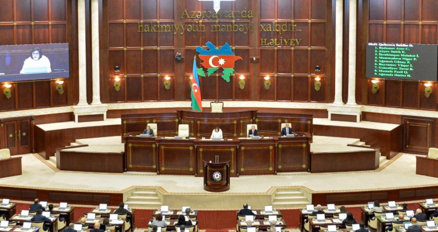 Azerbaijan parliament approves new composition of election commission