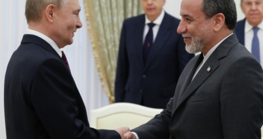 
Putin Əraqçini qəbul edib