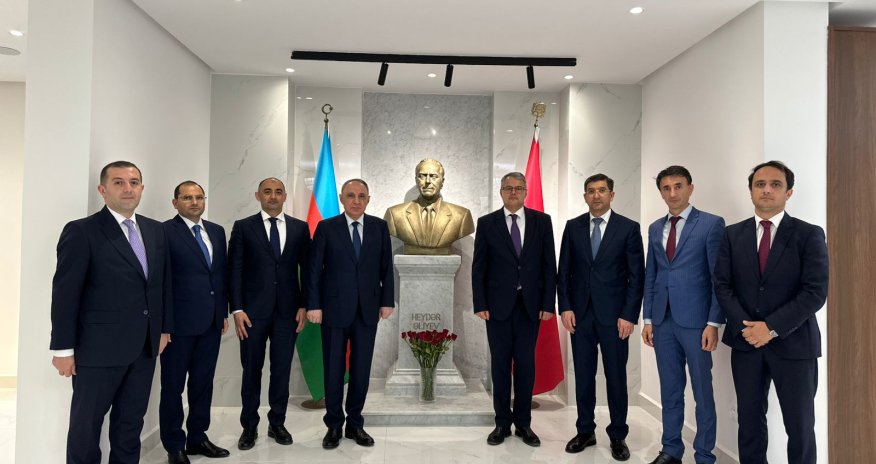 Baş prokuror Mərakeşə səfər edib