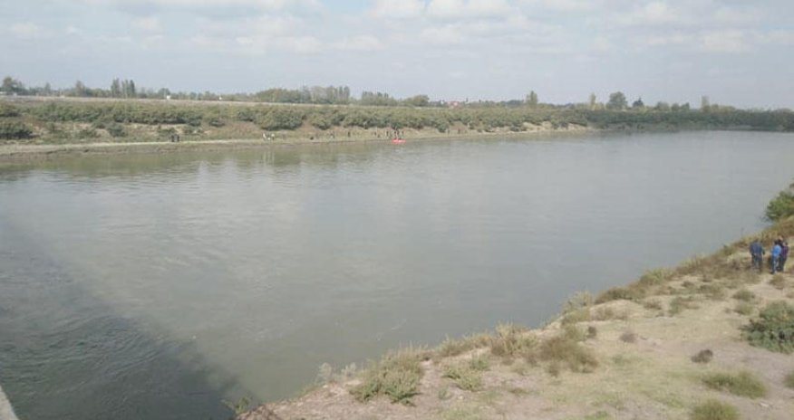 Подъём уровня Куры повредил понтонный мост в Сабирабадском районе