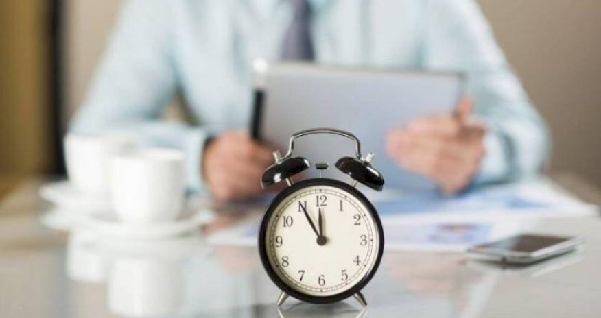 Azərbaycanda saatlıq əməkhaqqı sisteminə keçid müzakirə olunur &ndash; deputat