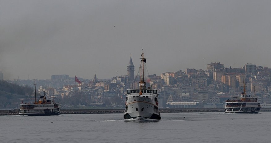 Bosfor boğazında gəmilərin hərəkəti dayandırılıb