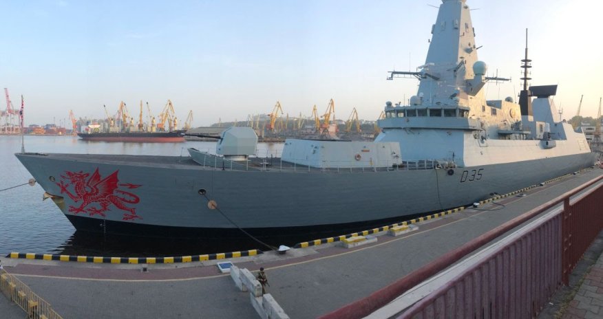 Британия направит в Ормуз &laquo;Дракона&raquo;