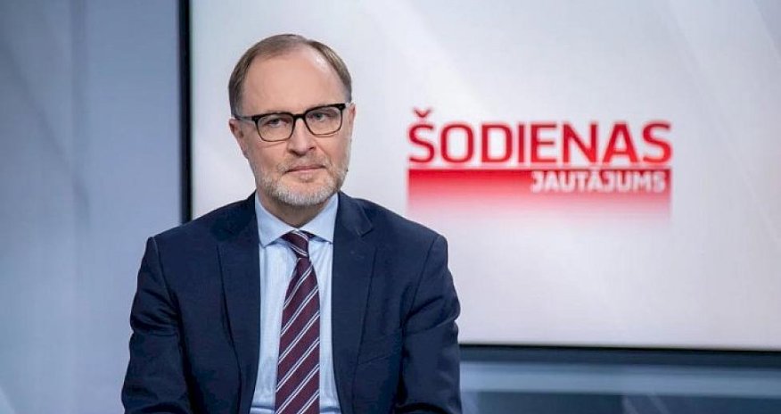 Latviyanın müdafiə naziri istefa verib