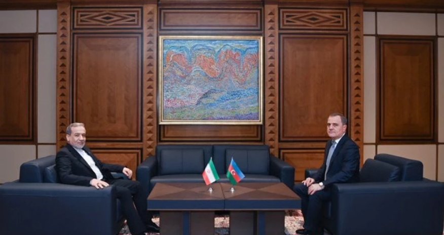 Jeyhun Bayramov and Araghchi hold phone conversation