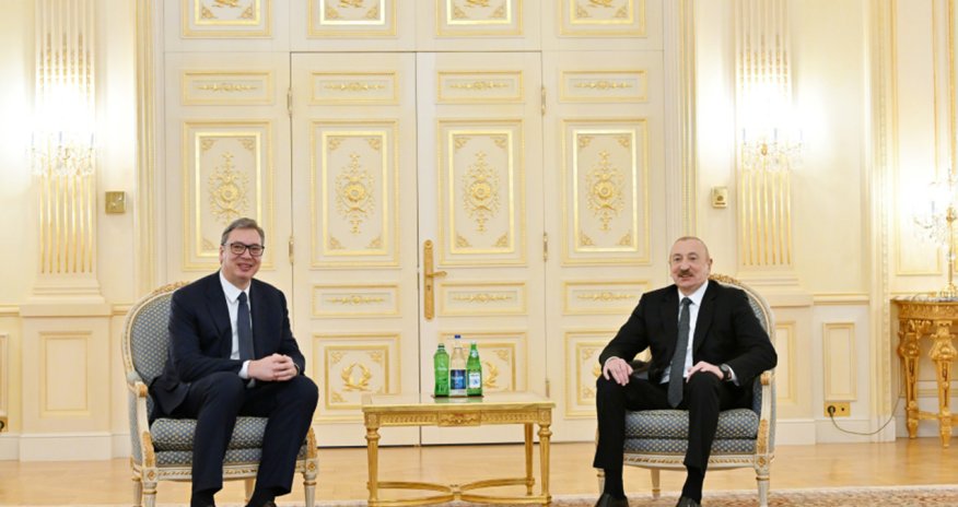 İlham Əliyev Vuçiçlə görüşüb