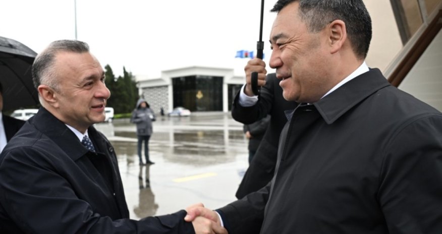 Sadır Japarov Azərbaycana səfərə gəlib