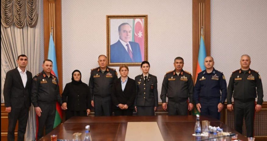 Milli Qəhrəman Pəncəli Teymurovun medalı ailəsinə təqdim olunub