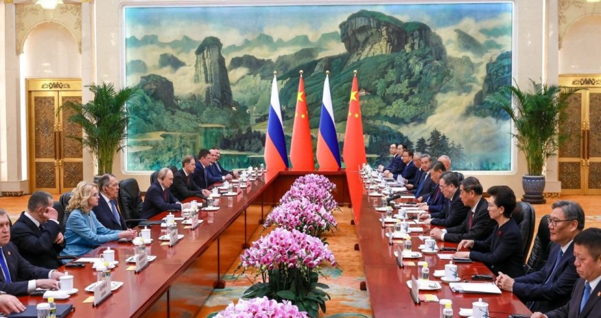 
Putin Pekində Çin lideri ilə görüşüb