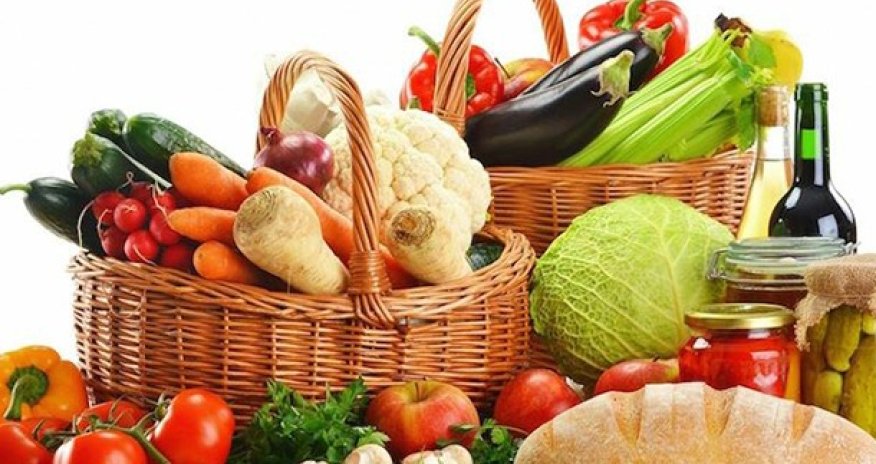 İlham Əliyev ərzaq məhsulları üzrə istehsal və idxal göstəricilərini açıqlayıb