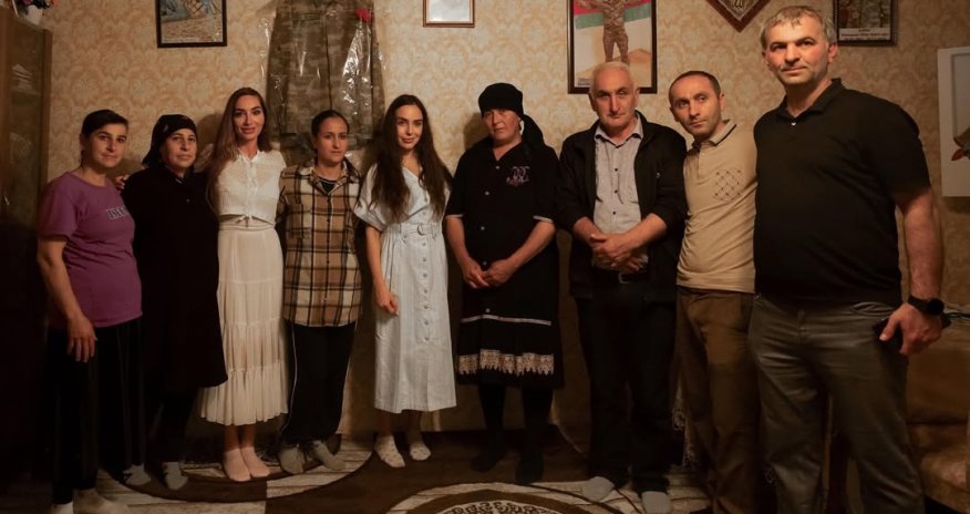 Лейла Алиева и Арзу Алиева навестили семью шехида в Лянкяране