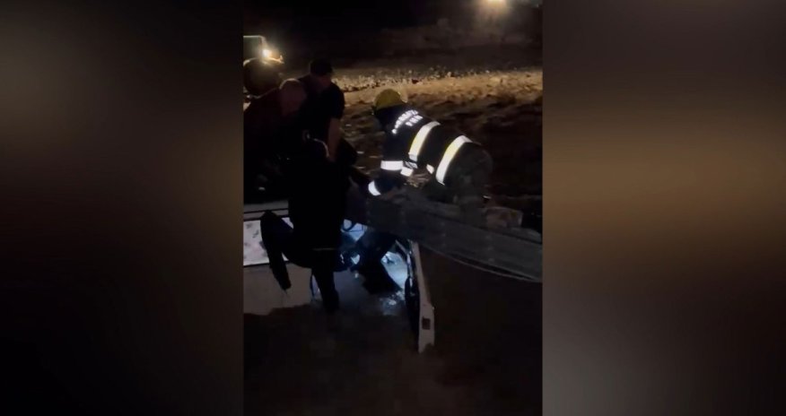 İsmayıllıda çayda köməksiz qalan 5 nəfər xilas edilib