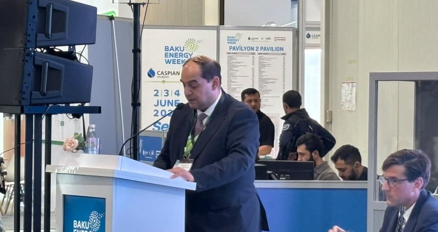 
Azərbaycanda damüstü günəş enerjisinin potensialı açıqlanıb