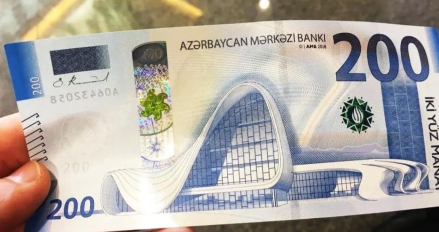 
1 000-ə yaxın saxta pul nişanı dövriyyədən çıxarılıb