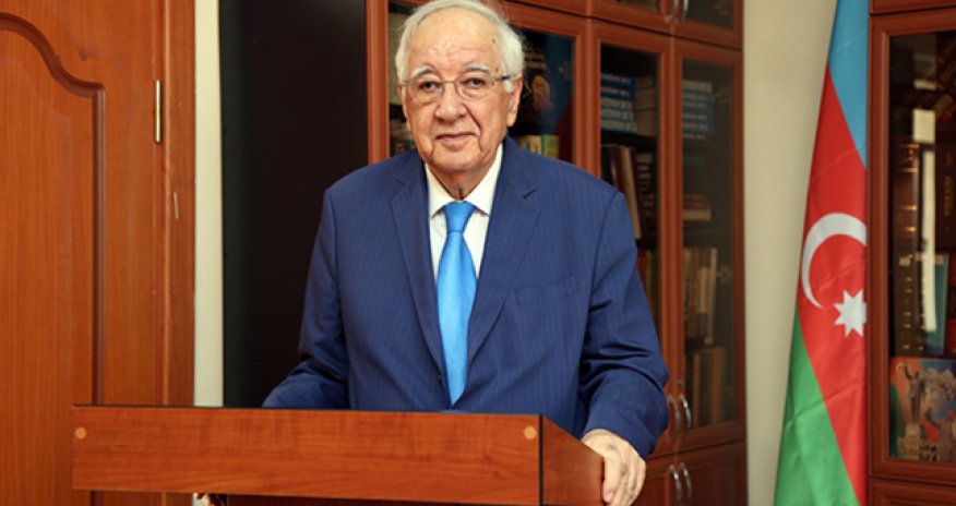 Sabiq səfir Hidayət Orucov vəfat edib