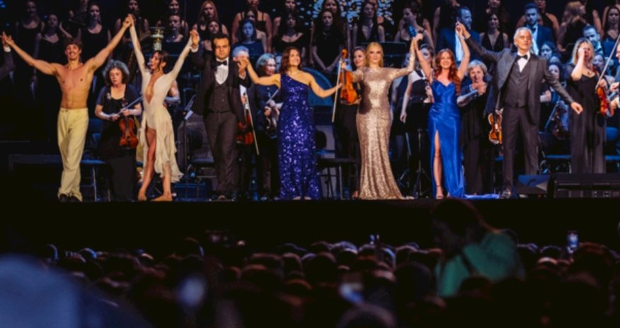 İstanbulda möhtəşəm konsert:140 mindən çox sənətsevər bir araya gəldi &mdash; VİDEO/FOTOLAR