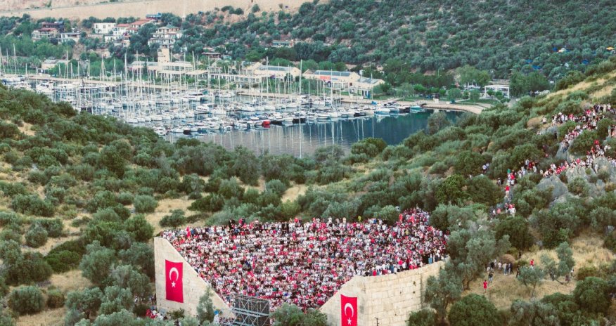 Dünya Çempionatının həyəcanını izləmək üçün möhtəşəm məkan:Antiphellos Qədim Teatrı &ndash; VİDEO