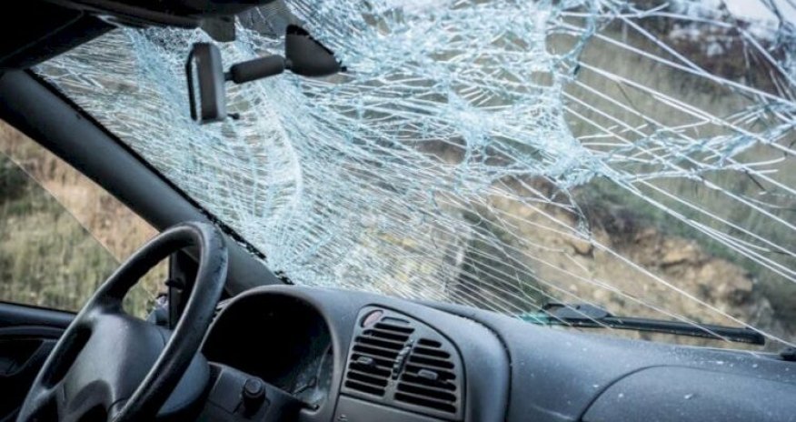 Salyanda mikroavtobus avtomobillə toqquşub, 5 nəfər xəsarət alıb