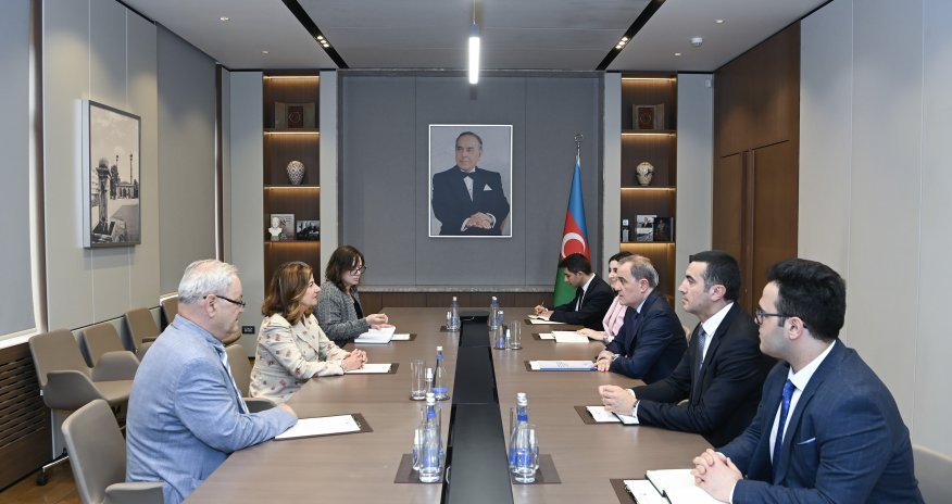 Ceyhun Bayramov Katrin Bomberger ilə görüşüb
