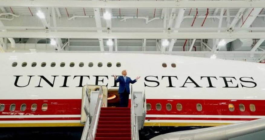 Первый полет Трампа на подаренном самолете