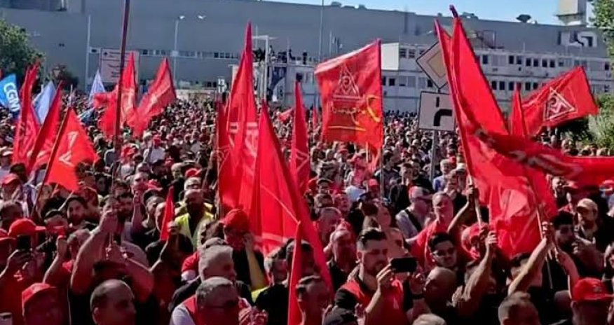 Более 30 тыс. сотрудников Mercedes-Benz вышли на акции протеста в Германии