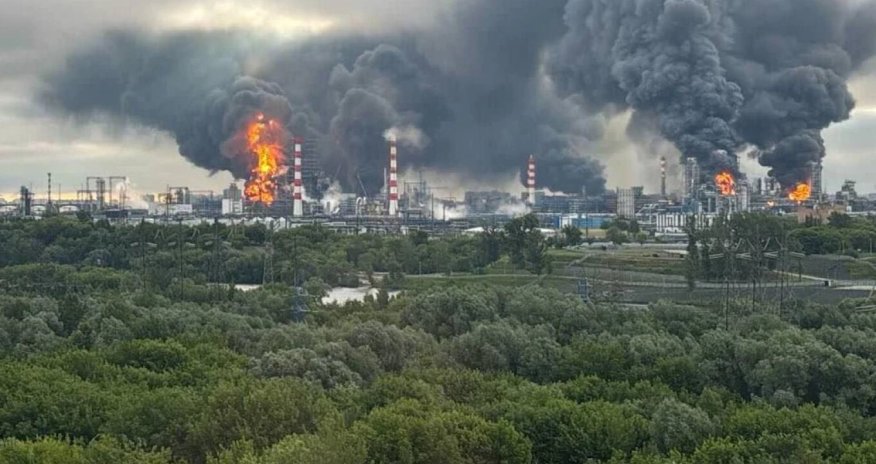 ВС Украины сообщили о поражении Омского НПЗ