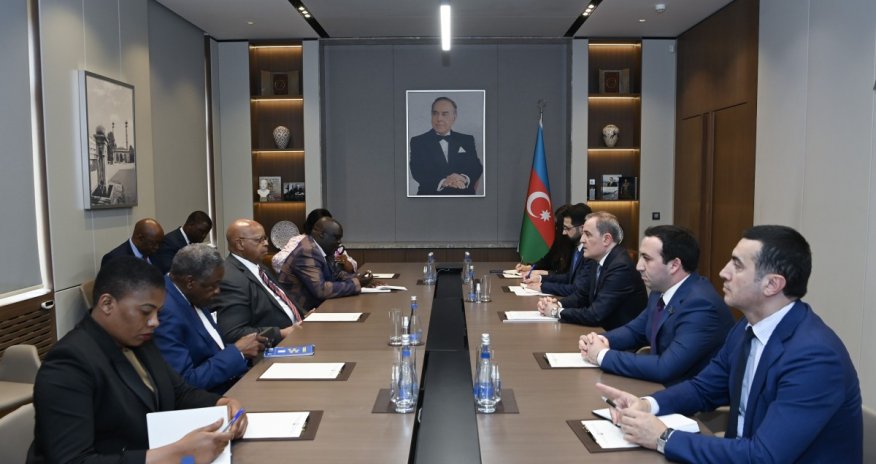 Ceyhun Bayramov Zimbabve Milli Assambleyasının sədri ilə görüşüb