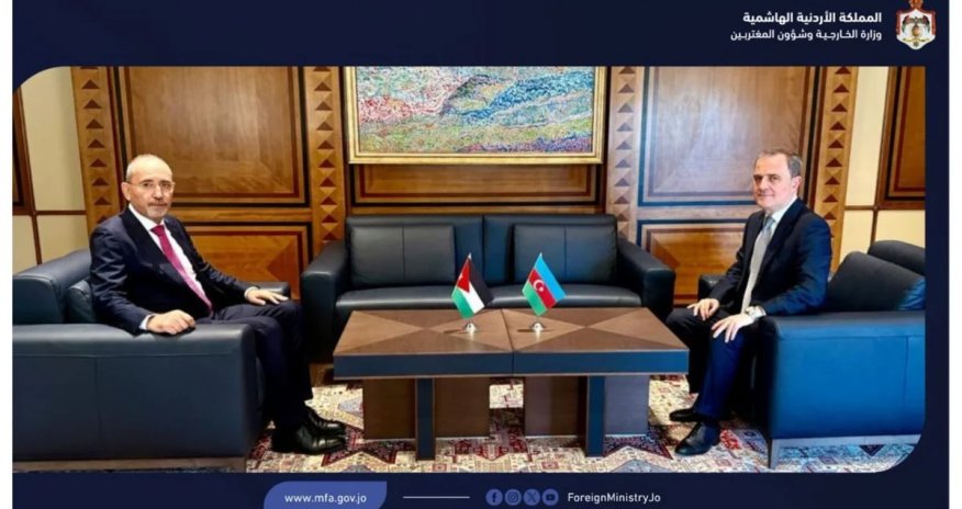 Ceyhun Bayramov Bakıda iordaniyalı həmkarı ilə görüşür