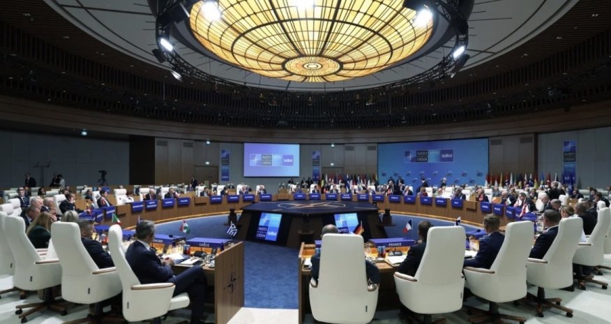 Лидеры НАТО пообещали Украине &euro;70 млрд военной помощи в 2026 году