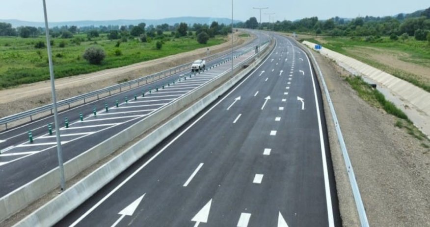 
Gürcüstanı Azərbaycanla birləşdirən yeni dördzolaqlı avtomagistral tikiləcək
