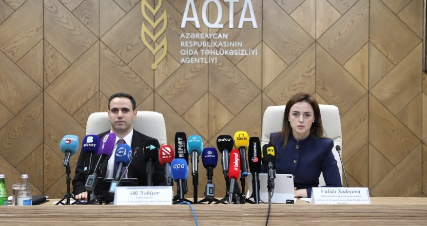 
AQTA Gəncə sakinlərinə xəbərdarlıq etdi: Etiketsiz lavaş almayın