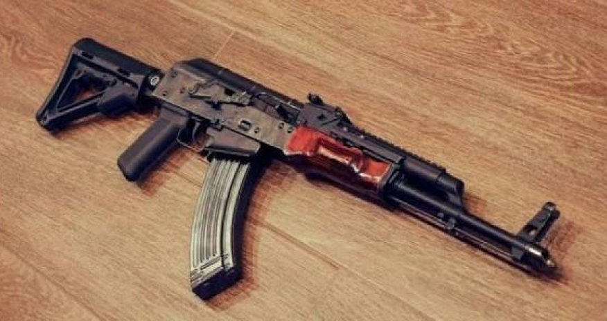 Polis iki avtomat və beş tüfəng götürüb