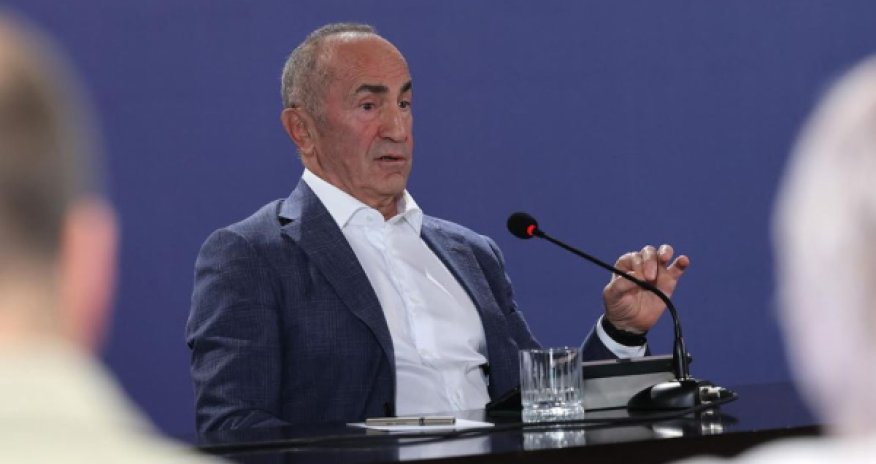 Роберт Кочарян отказался от депутатства