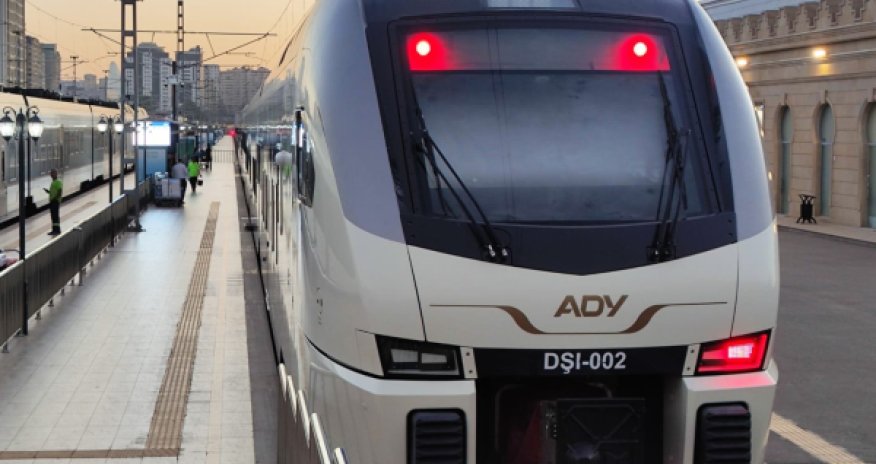 Bakı&ndash;Tbilisi qatarı Gürcüstandakı elektrik problemi səbəbindən gecikib