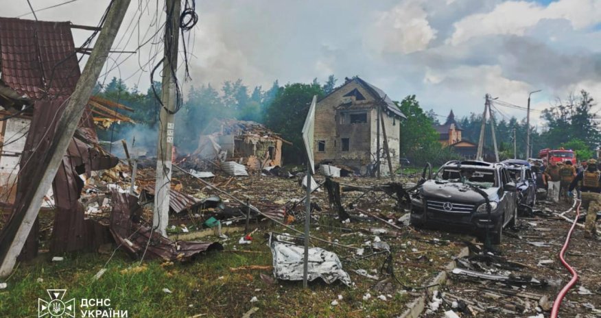 Число жертв российской атаки на военную выставку под Киевом возросло