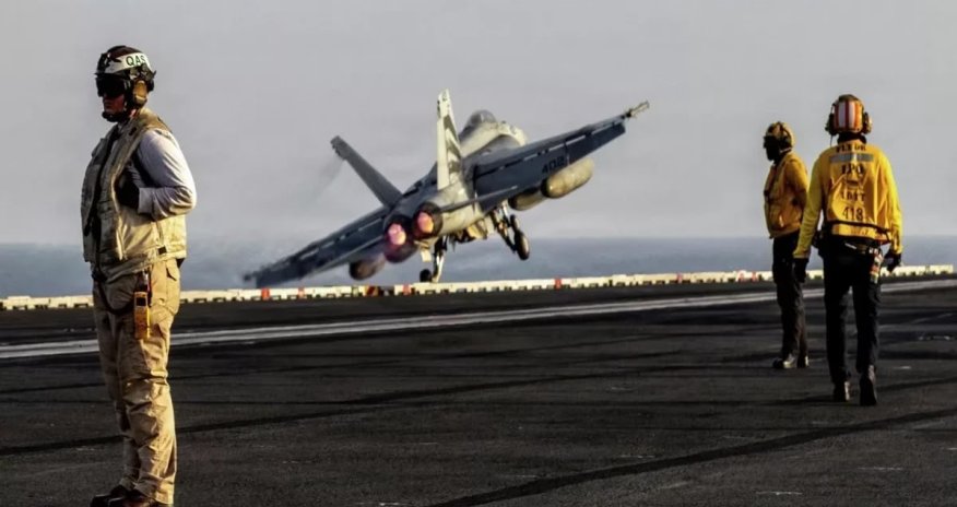 

США и Израиль обсуждают возможные удары по энергетической инфраструктуре Ирана
