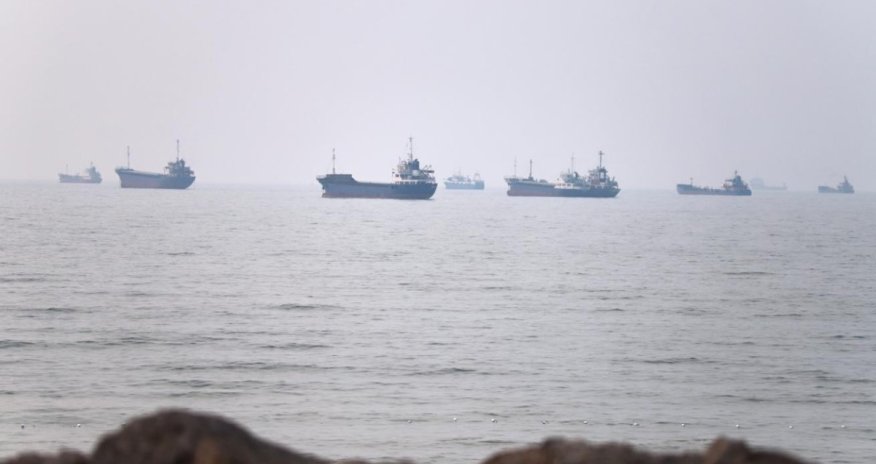 

Украина нанесла удар по крупному НПЗ в Уфе и атаковала военные объекты в Крыму

