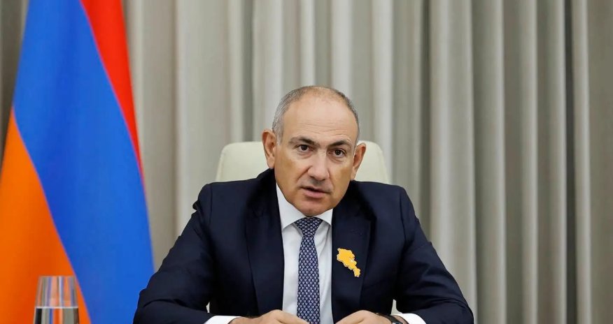Ermənistan hökuməti yeni parlamentin ilk iclası günü istefa verib