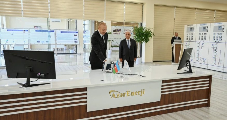 İlham Əliyev "Yeni Səngəçal" yarımstansiyasının açılışında iştirak edib