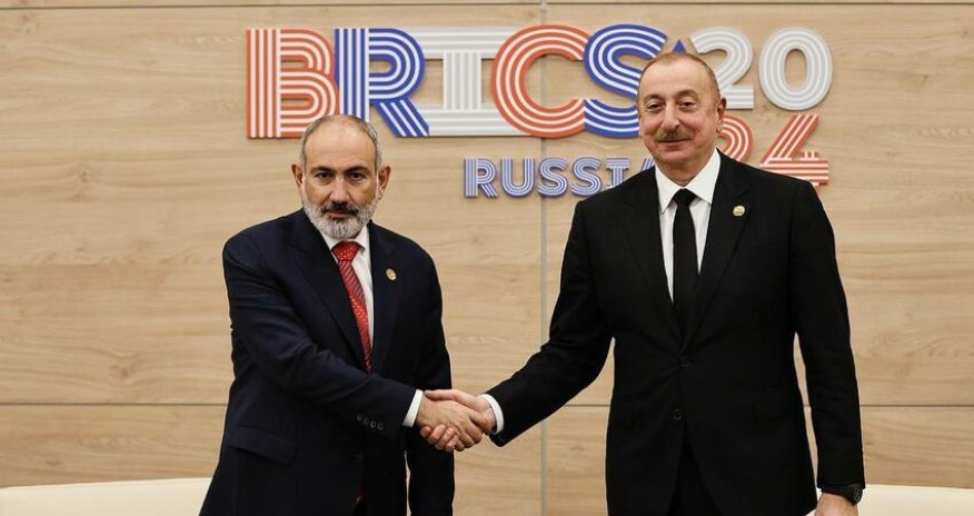 Никол Пашинян позвонил Президенту Ильхаму Алиеву