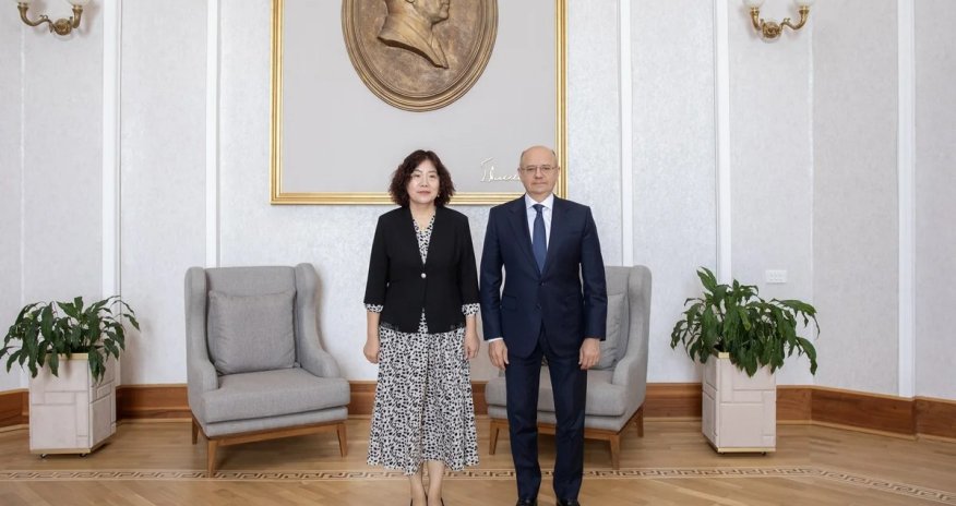 Azərbaycan və Çin "yaşıl enerji" layihələrini müzakirə edib