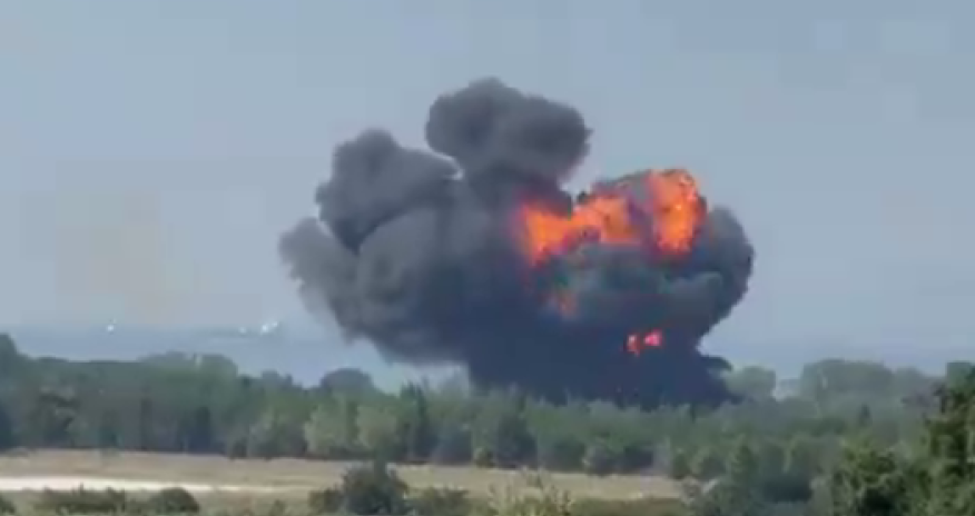 Turkish F-16 fighter jet crashes during training flight in Yalova