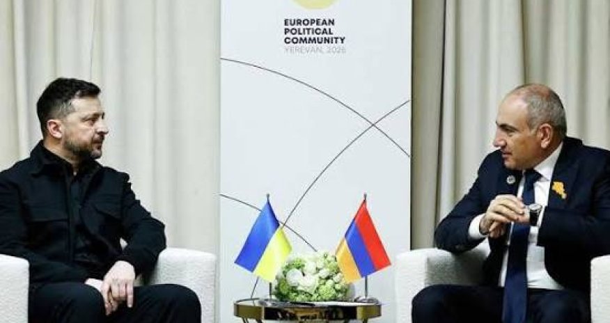 Пашинян переговорил с Зеленским