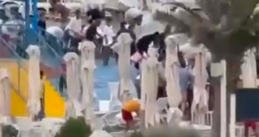 "Sea breeze&rdquo;də uşağın ayağı su nasosunda qalıb
