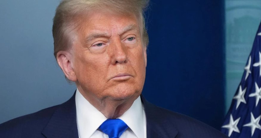 Трамп: США вскоре могут объявить Ормузский пролив своей территорией